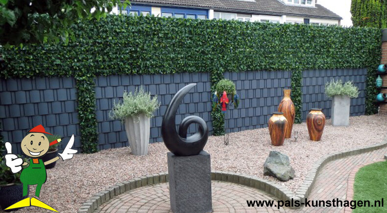 artificial hedge as an upgrade from garden screen to privacy screen